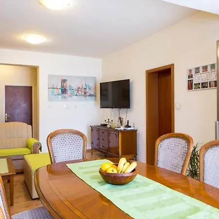 Apartment Champion Mm Podstrana